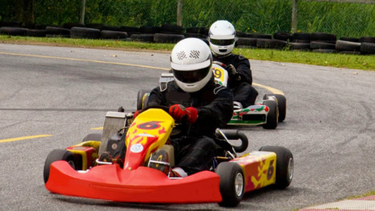 Pistas de Karts para acelerar em família! 